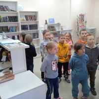 Экскурсия в библиотеку самусьского дома культуры